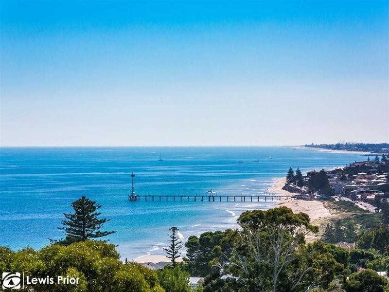 13 Angas Crescent, Marino SA 5049