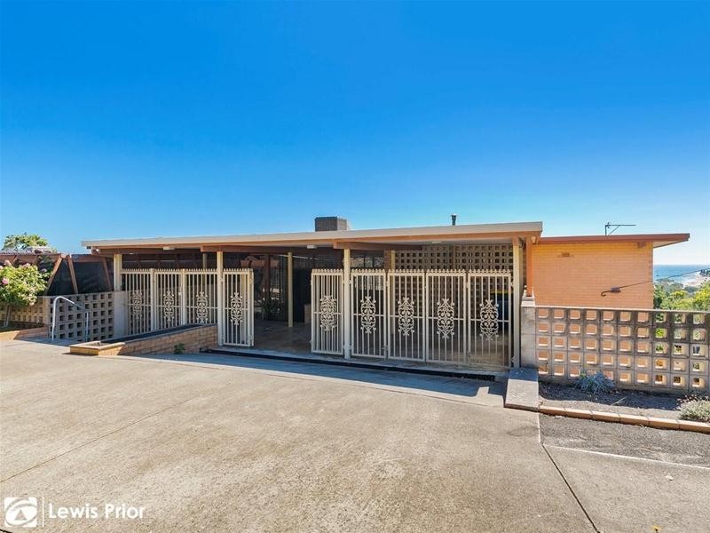 13 Angas Crescent, Marino SA 5049