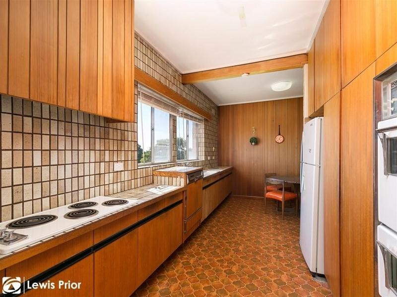 13 Angas Crescent, Marino SA 5049