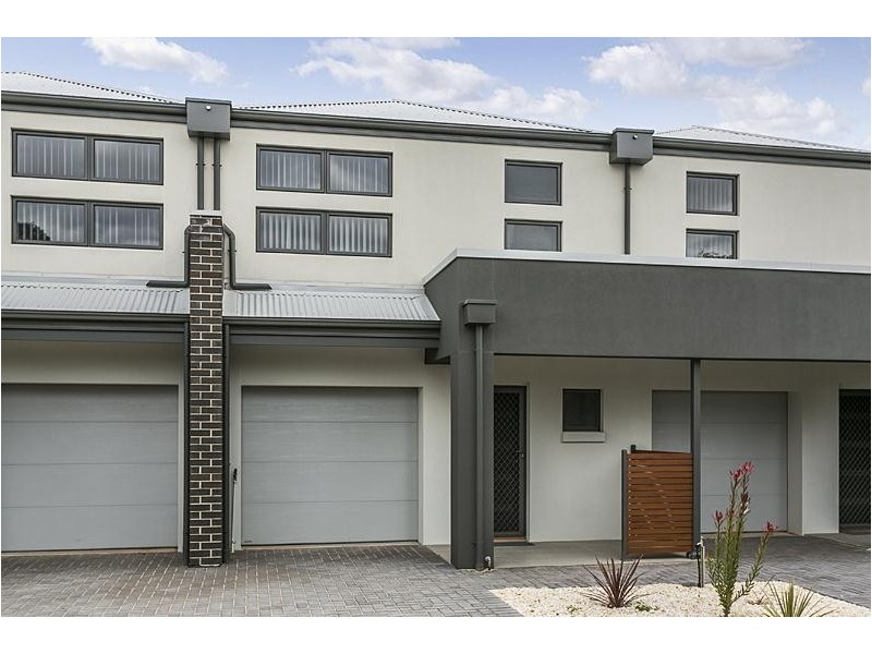 2b Greenasche Grove, Seacombe Gardens SA 5047