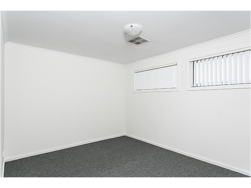 2b Greenasche Grove, Seacombe Gardens SA 5047