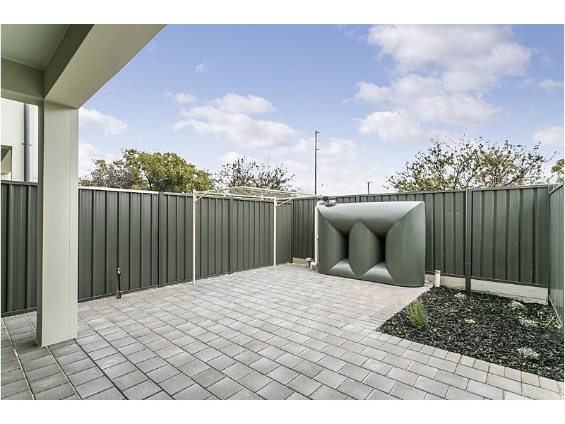 2b Greenasche Grove, Seacombe Gardens SA 5047