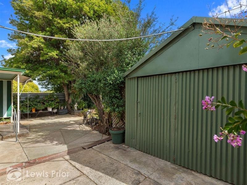27 Bahloo Avenue, Mitchell Park SA 5043