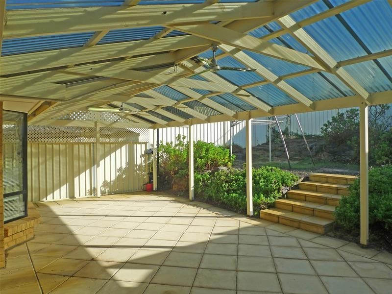 24 New York Road, Aberfoyle Park SA 5159