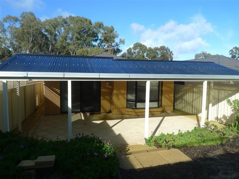 24 New York Road, Aberfoyle Park SA 5159