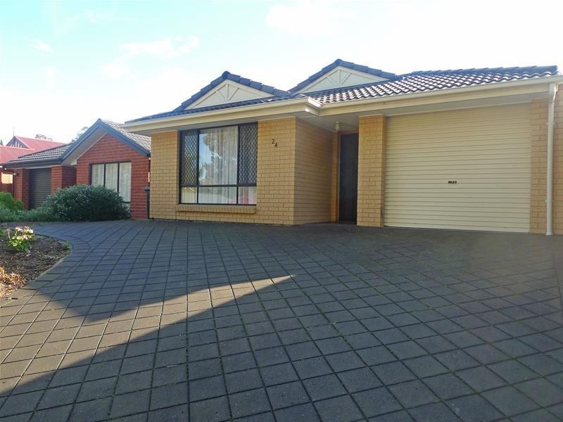 24 New York Road, Aberfoyle Park SA 5159