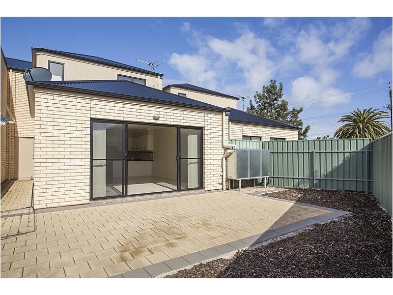 2A Raggatt Crescent, Mitchell Park SA 5043