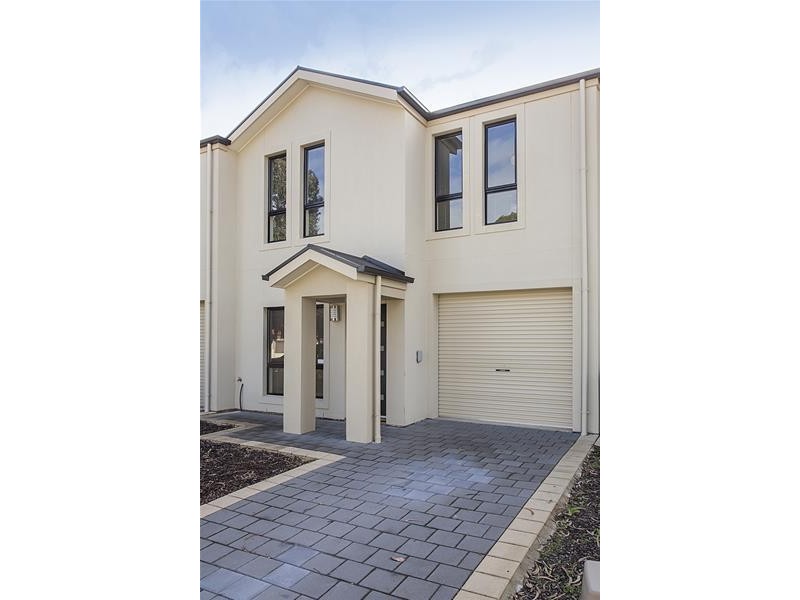 2A Raggatt Crescent, Mitchell Park SA 5043