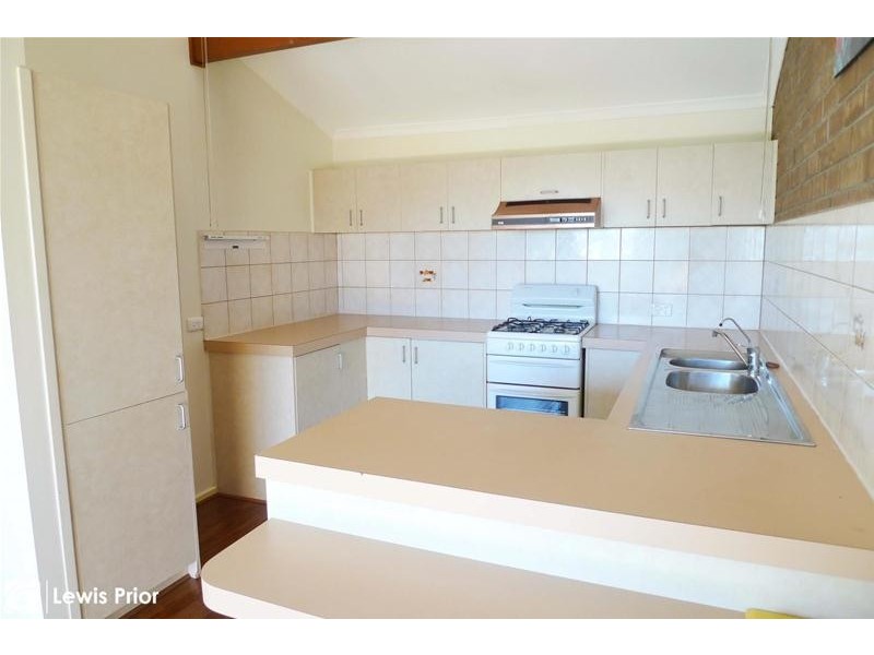 2/3 Tickera Court, Hallett Cove SA 5158