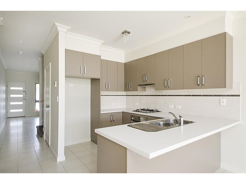 2B Raggatt Crescent, Mitchell Park SA 5043