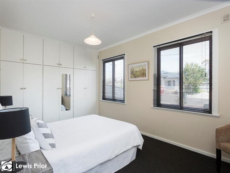 23 Limbert Avenue, Seacombe Gardens SA 5047