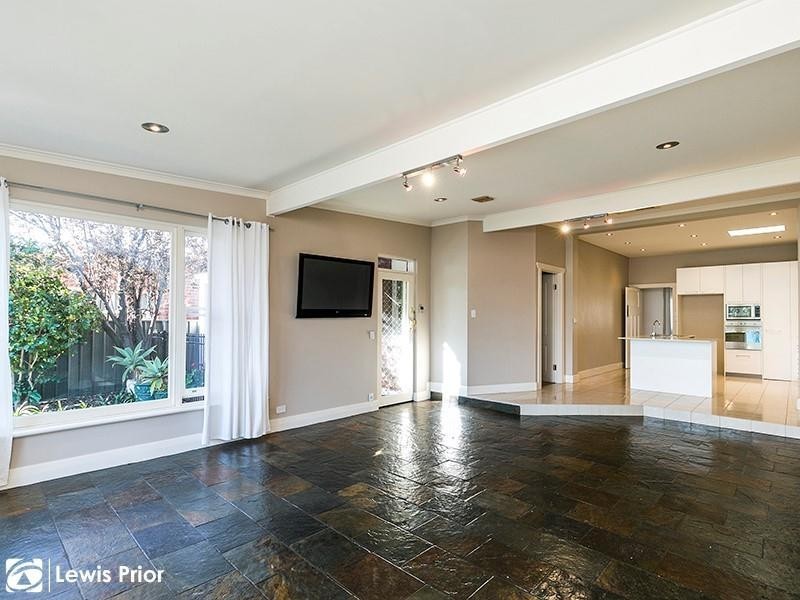 25 Lynington Street, Tusmore SA 5065