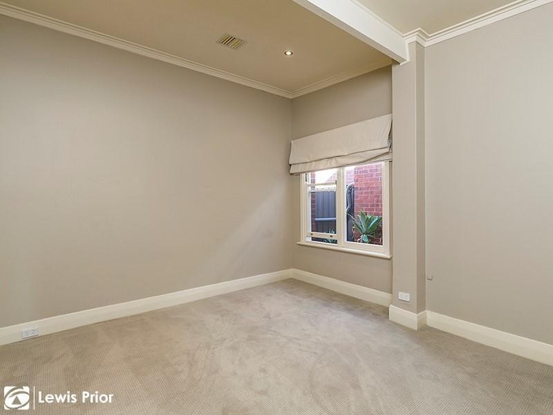 25 Lynington Street, Tusmore SA 5065