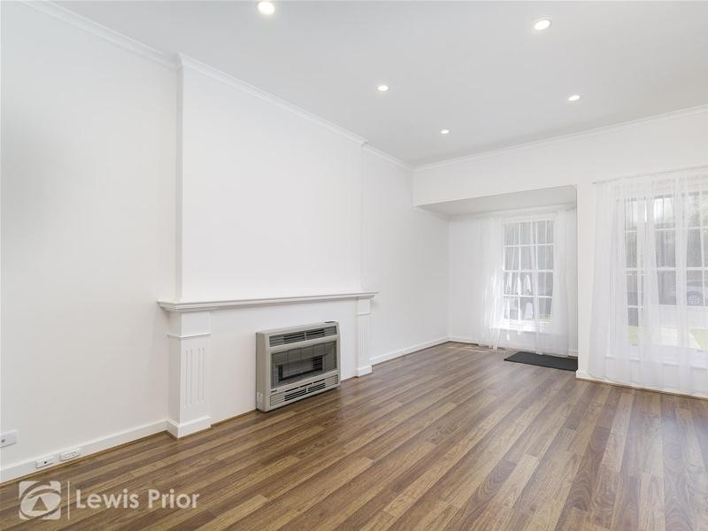 2/28 Nile Street, Glenelg SA 5045