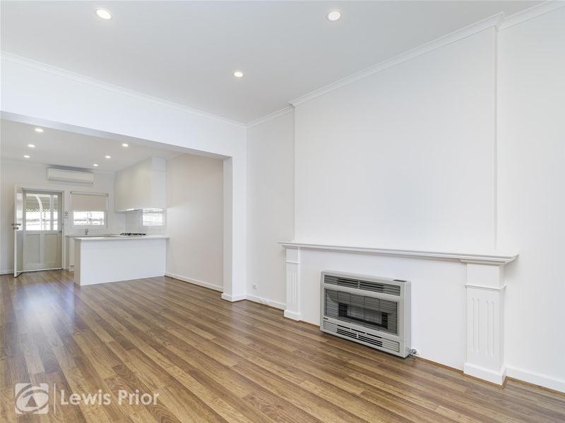 2/28 Nile Street, Glenelg SA 5045