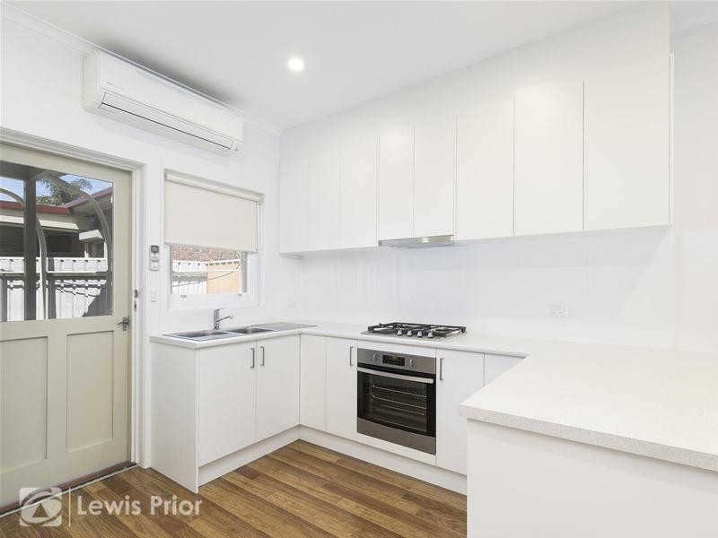 2/28 Nile Street, Glenelg SA 5045