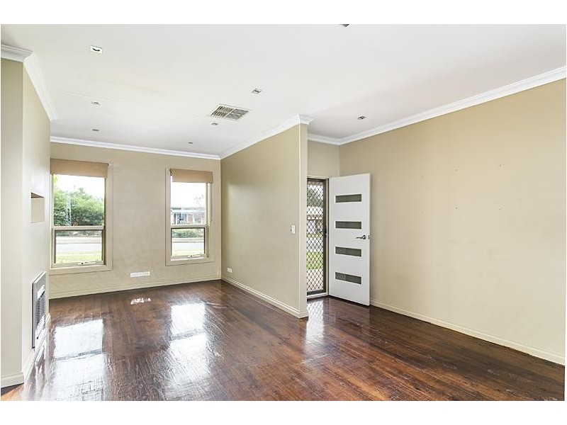 9 Kent Avenue, Seacombe Gardens SA 5047