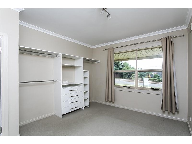 9 Kent Avenue, Seacombe Gardens SA 5047