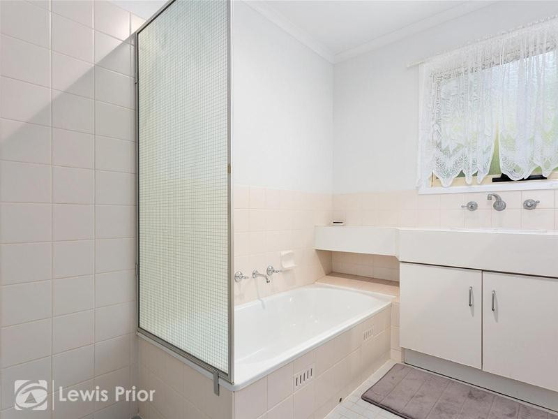 3 Trowbridge Avenue, Mitchell Park SA 5043