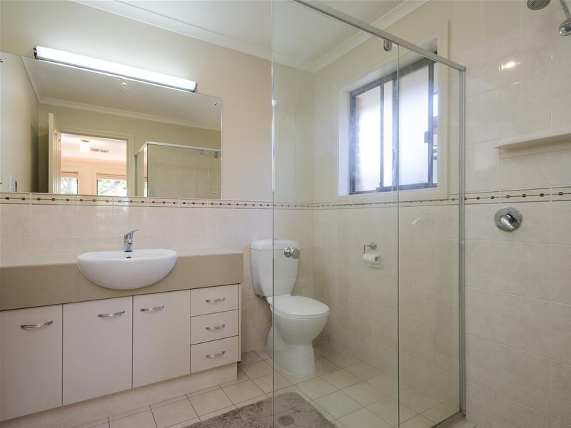 10 Lindsay Street, Sturt SA 5047