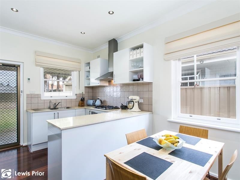 8 Sussex Street, Warradale SA 5046