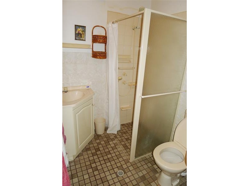 10 Burton Avenue, Park Holme SA 5043