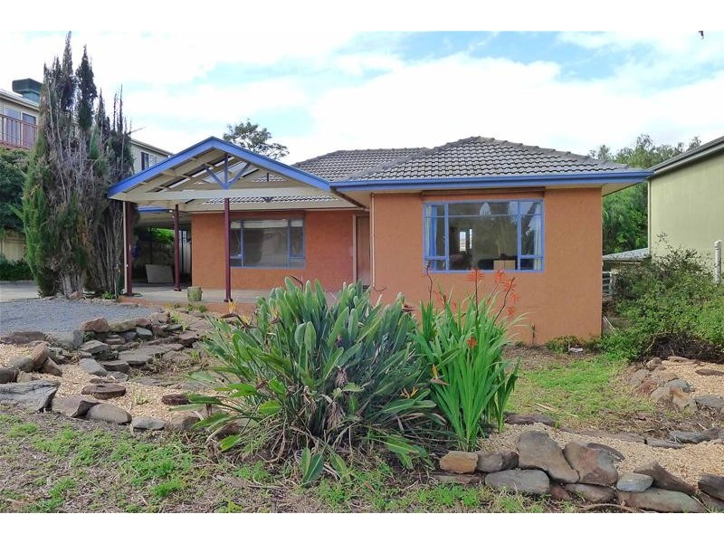 4 Passmore Avenue, Port Noarlunga SA 5167