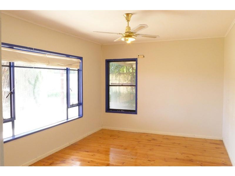 4 Passmore Avenue, Port Noarlunga SA 5167