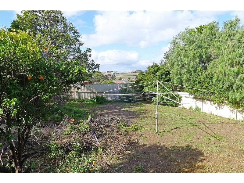 4 Passmore Avenue, Port Noarlunga SA 5167