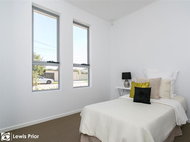 15 Sixth Avenue, Warradale SA 5046