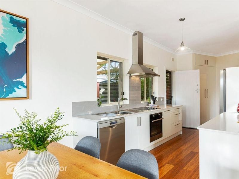 10 Astrid Avenue, Warradale SA 5046