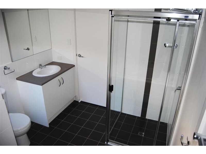 2A Carbnet Place, Seacombe Gardens SA 5047