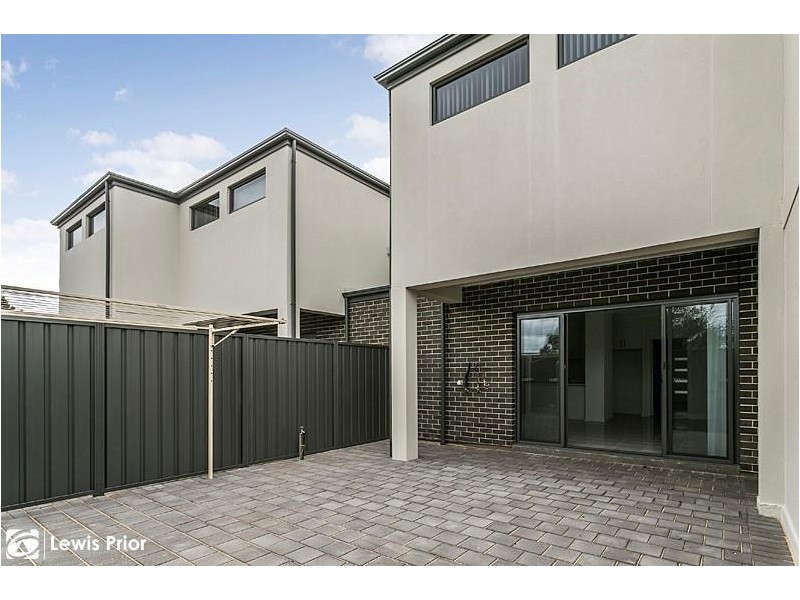 2A Greenasche Grove, Seacombe Gardens SA 5047