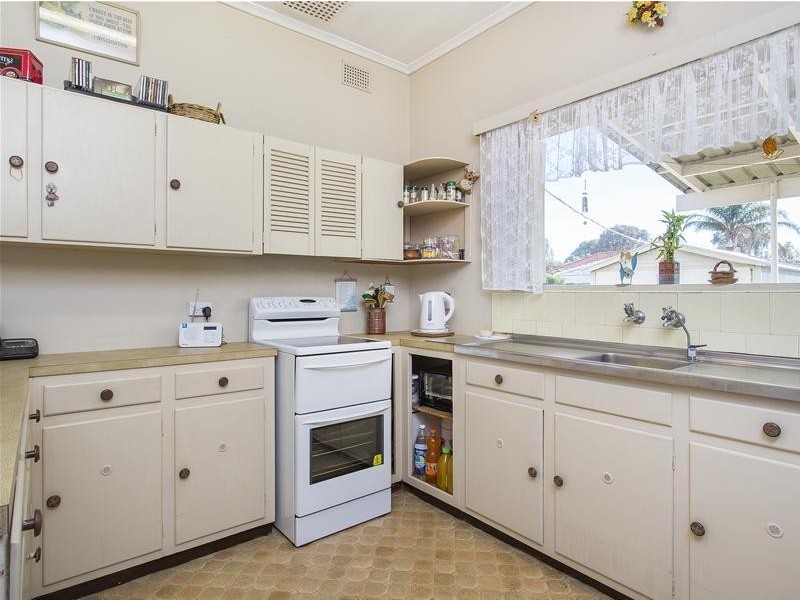 12 Harvey Street, Henley Beach SA 5022