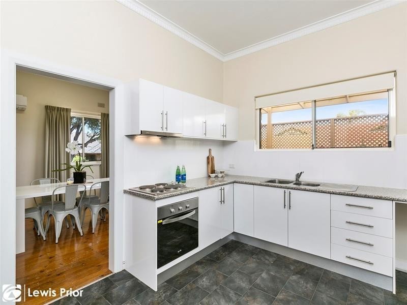 1/2 Cathcart Terrace, Seacliff Park SA 5049