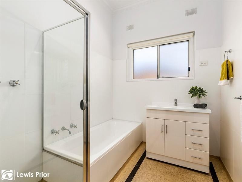 1/2 Cathcart Terrace, Seacliff Park SA 5049