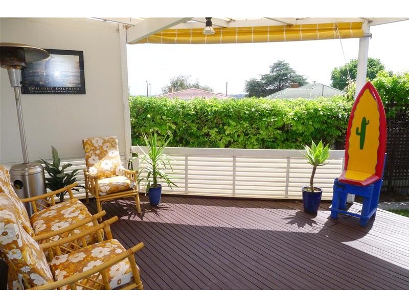 9 Hillview Crescent, South Brighton SA 5048