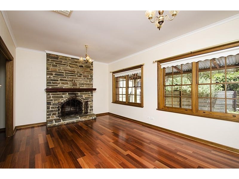 2 Tawny Court, Aberfoyle Park SA 5159