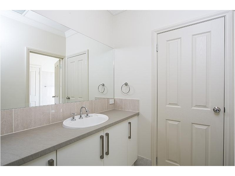 5 Vardon Street, Seacombe Gardens SA 5047