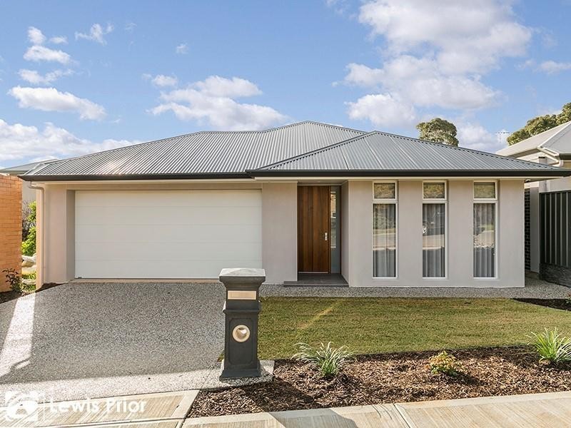 10 Aboyne Avenue, Seacliff Park SA 5049