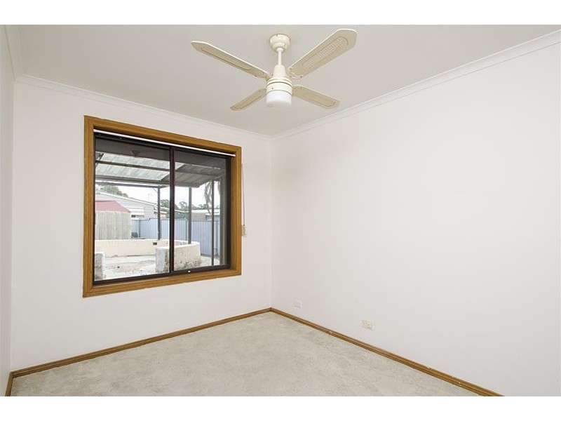 19 Featherstone Drive, Huntfield Heights SA 5163