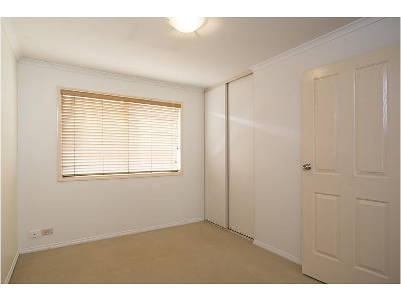 8 Chamberlain Drive, Christie Downs SA 5164