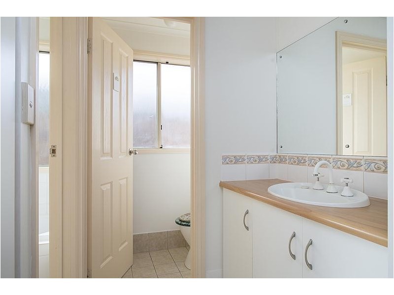 8 Chamberlain Drive, Christie Downs SA 5164