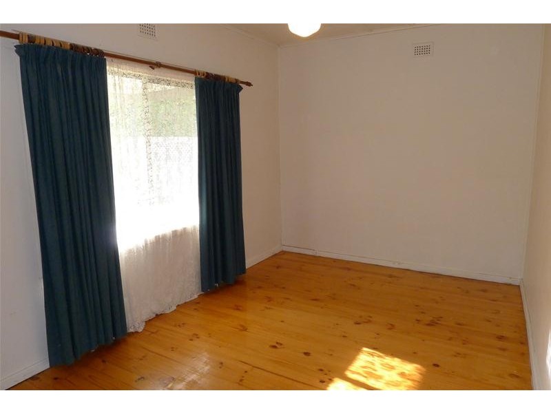 6 Embert Street, Sturt SA 5047