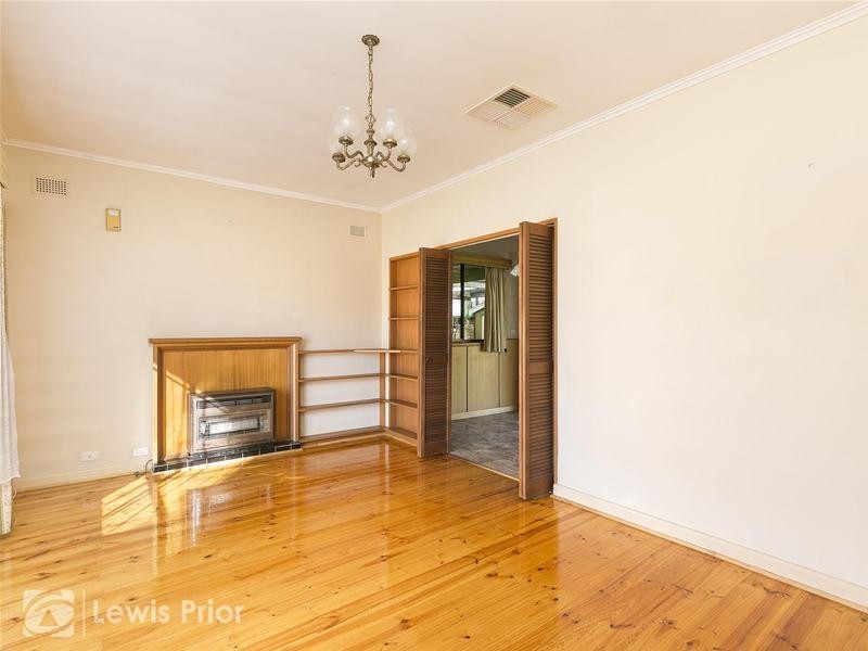 12 Oliphant  Avenue, Oaklands Park SA 5046