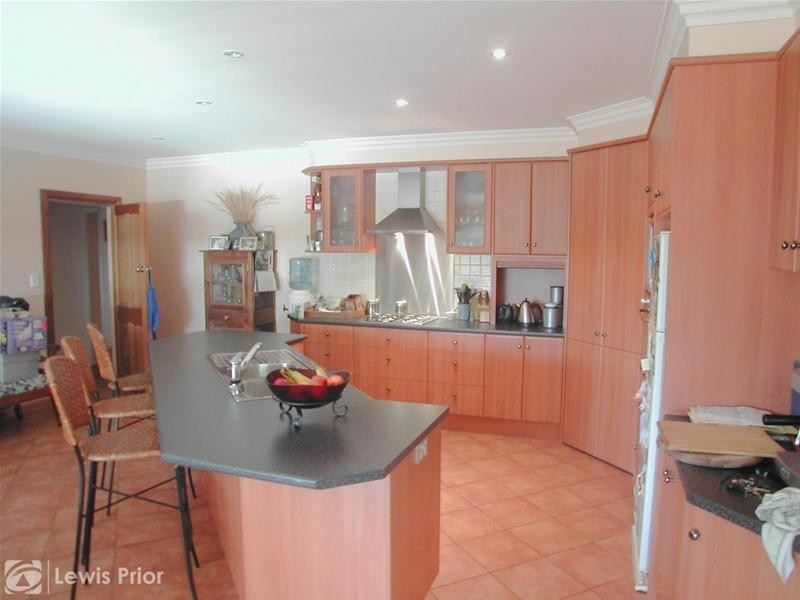 15 Ballara Avenue, Warradale SA 5046