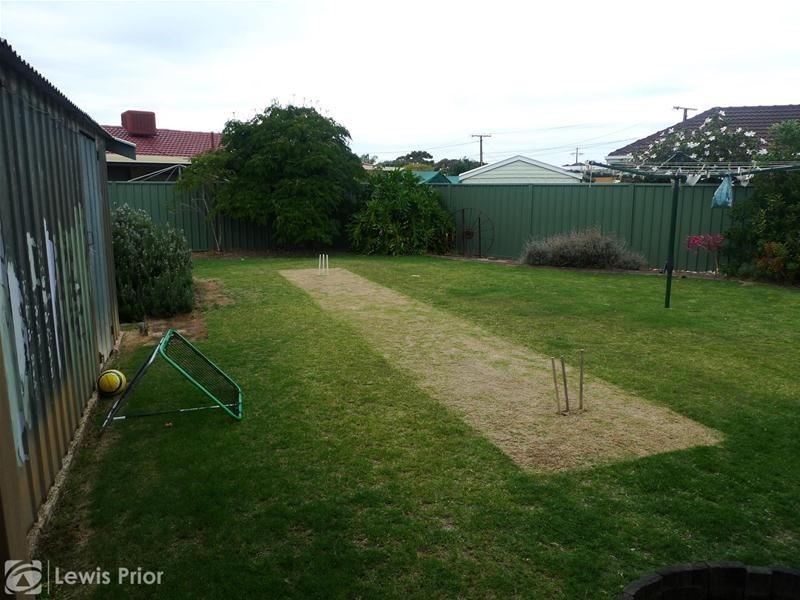 15 Ballara Avenue, Warradale SA 5046