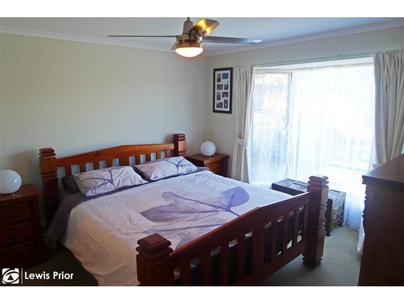 6 Bradbury Court, Hallett Cove SA 5158