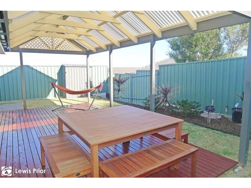6 Bradbury Court, Hallett Cove SA 5158
