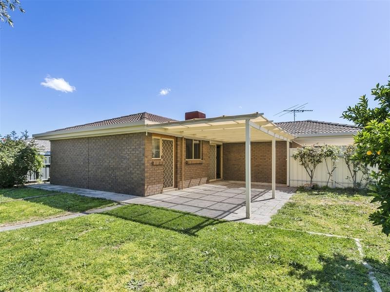 4 Scott Court, Woodcroft SA 5162